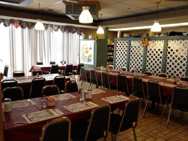 Kc'S Country Inn Vars Экстерьер фото