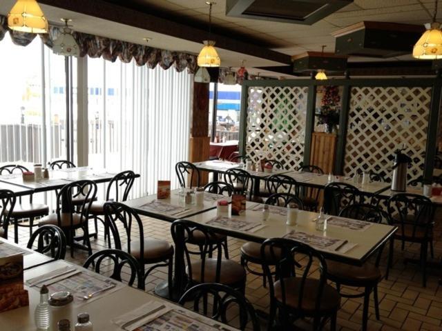 Kc'S Country Inn Vars Экстерьер фото