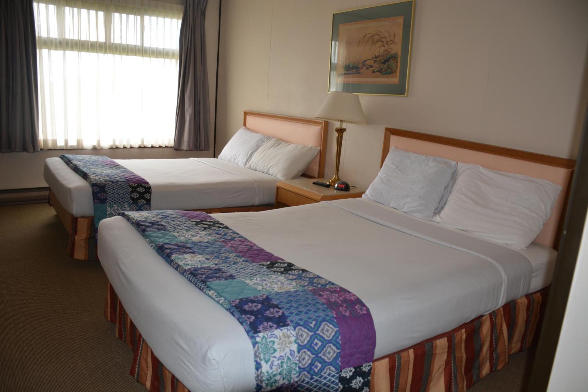 Kc'S Country Inn Vars Экстерьер фото