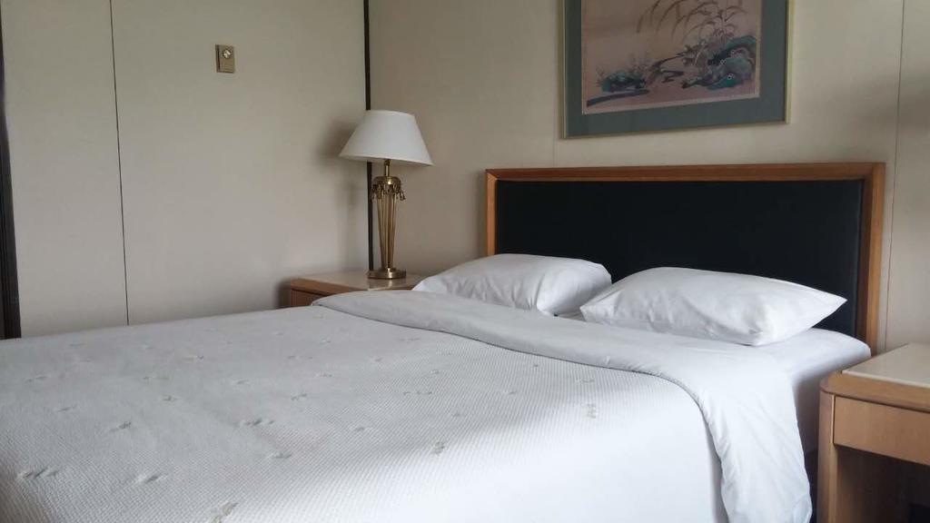 Kc'S Country Inn Vars Экстерьер фото