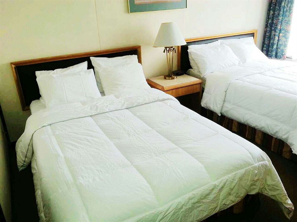 Kc'S Country Inn Vars Экстерьер фото